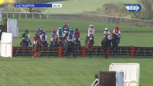 Video preview image for Taunton 18:45 - Bet At racinguk.com Handicap Hurdle (5)