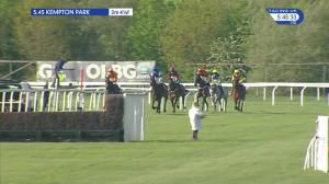 Video preview image for Kempton Park 17:45 - Building Innovation Tapered Chase (Novices' Limited Handicap) (4)