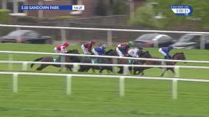 Video preview image for Sandown Park 15:00 - Bet365 Classic Trial (Group 3) (1)