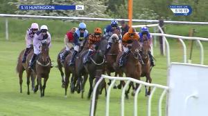 Video preview image for Huntingdon 17:15 - smarkets.com Maiden National Hunt Flat (Conditional Jockeys' and Amateur Riders') (5)