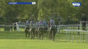 Video preview image for Perth 19:05 - Holiday Inn Express Perth Mares' Handicap Hurdle (Qualifier) (4)