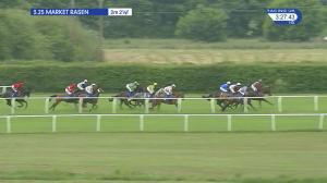 Video preview image for Market Rasen 15:25 - Hybrid Challenge Handicap Hurdle (3)