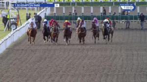 Video preview image for Kempton Park 19:30 - 32red.com Handicap (4)