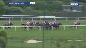 Video preview image for Sandown Park 20:40 - smarkets.com Fillies' Handicap (5)