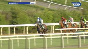 Video preview image for Aintree 20:55 - Betfred 'Follow Us On Twitter' Novices' Hurdle (4)