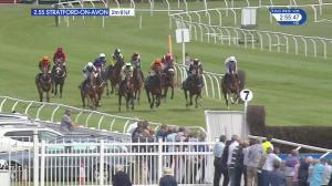 Video preview image for Stratford-on-Avon 14:55 - Racing UK Free For A Month Handicap Chase (4)