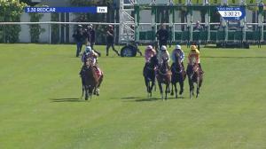 Video preview image for Redcar 15:30 - Racing UK Straight Mile Series Handicap (Qualifier) (3)
