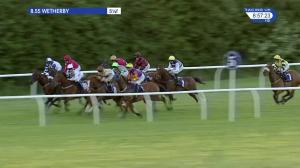 Video preview image for Wetherby 20:55 - Lady Luna & Jessie Juju Knees-Up Handicap (6)