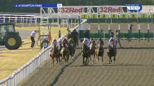 Video preview image for Kempton Park 18:10 - 32red.com - British Stallion Studs EBF Fillies' Novice Stakes (4)