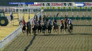 Video preview image for Kempton Park 19:10 - 100% Profit At 32redsport.com Fillies' Handicap (5)
