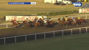 Video preview image for Kempton Park 20:10 - 32Red On The App Store Handicap (Qualifier) (4)