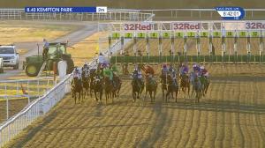 Video preview image for Kempton Park 20:40 - Bet At racinguk.com Handicap (6)