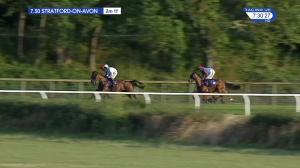 Video preview image for Stratford-on-Avon 19:30 - Avonvale Equine Practice 50th Anniversary Handicap Chase (3)