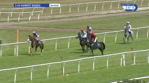 Video preview image for Market Rasen 14:45 - Don Noble Bookmaker Novices' Hurdle (4)