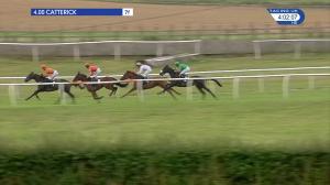 Video preview image for Catterick Bridge 16:00 - Racing UK HD On Sky 426 Median Auction Maiden Stakes (6)