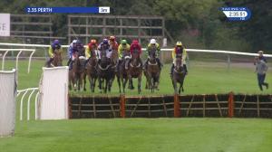 Video preview image for Perth 14:35 - Fairways and Furlongs Handicap Hurdle (5) (Div 1)