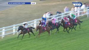 Video preview image for Sandown Park 20:35 - Bet & Watch At 188bet.co.uk Handicap (4)