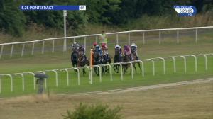 Video preview image for Pontefract 17:25 - Keith Hammill Memorial Handicap (4)