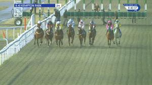 Video preview image for Kempton Park 20:40 - 32red.com Handicap (Qualifier) (4)