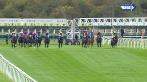 Video preview image for Newmarket 19:00 - Fly London Southend Airport To Prague Handicap (5)