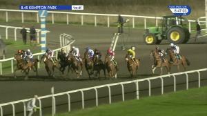 Video preview image for Kempton Park 20:45 - Wise Betting At racinguk.com Handicap (6)
