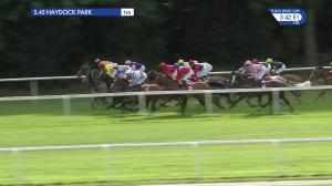 Video preview image for Haydock Park 15:40 - £10 Free At 32red.com Handicap (4)