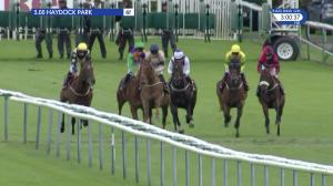 Video preview image for Haydock Park 15:00 - £10 Free At 32red.com Optional Claiming Handicap (2)