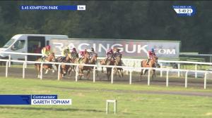 Video preview image for Kempton Park 17:45 - 32red.com Apprentice Handicap (4)