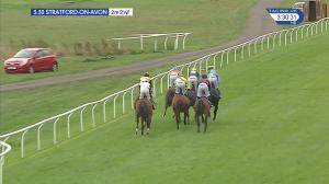Video preview image for Stratford-on-Avon 15:30 - Kieran O'Neill 75th Birthday Conditional Jockeys' Selling Handicap Hurdle (5)