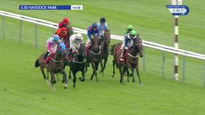 Video preview image for Haydock Park 15:35 - 32Red Casino Handicap (2)