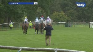 Video preview image for Perth 17:25 - Tarrag Naegel Standard Open National Hunt Flat (4)