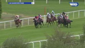 Video preview image for Sandown Park 14:50 - Fly China Southern Handicap (5)
