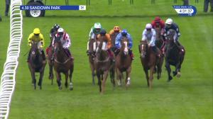 Video preview image for Sandown Park 16:30 - China Southern Airlines Optional Claiming Handicap (2)