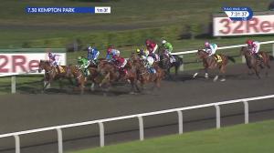 Video preview image for Kempton Park 19:30 - 32red.com Novice Stakes (4)
