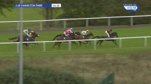 Video preview image for Hamilton Park 16:00 - racinguk.com Handicap (5)