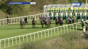 Video preview image for Pontefract 16:25 - Simon Scrope Dalby Screw-Driver Handicap (3)