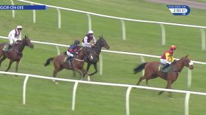 Video preview image for Bangor-On-Dee 14:50 - starsports.net Beginners' Chase (4)