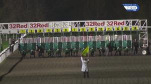 Video preview image for Kempton Park 19:10 - 32Red On The App Store Fillies' Novice Stakes (5) (Div 2)