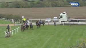 Video preview image for Ludlow 16:25 - Ludlow Racecourse Bookmakers Handicap Hurdle (4)