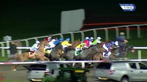 Video preview image for Kempton Park 19:15 - Wise Betting At racinguk.com Maiden Fillies' Stakes (5)