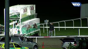 Video preview image for Kempton Park 19:45 - 32red.com Handicap (4)
