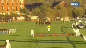 Video preview image for Stratford-on-Avon 15:50 - J.H. Rowe Memorial Handicap Chase (4)