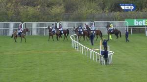 Video preview image for Wetherby 15:40 - Bet365 Handicap Hurdle (3)
