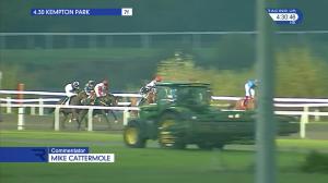 Video preview image for Kempton Park 16:30 - Breeders Supporting Racing EBF Maiden Stakes (Sire/Dam-restricted) (4)