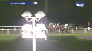Video preview image for Kempton Park 17:00 - Breeders Backing Racing EBF Fillies' Novice Stakes (5)