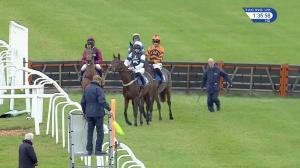 Video preview image for Exeter 13:35 - D & S Commissioning Novices' Hurdle (3)