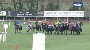 Video preview image for Wincanton 15:35 - Badger Ales Trophy Handicap Chase (Listed) (1)