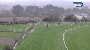 Video preview image for Taunton 14:35 - Thoroughbred Breeders' Association Mares' Handicap Hurdle (Qualifier) (4)