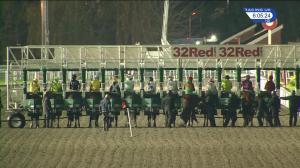 Video preview image for Kempton Park 18:00 - 32Red London Middle Distance Series Final Handicap (2)