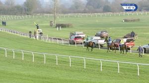 Video preview image for Wincanton 13:45 - Smith & Williamson Chase (Novices' Limited Handicap) (3)
